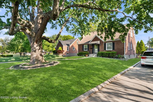 4502 Blenheim Rd, Louisville, KY 40207