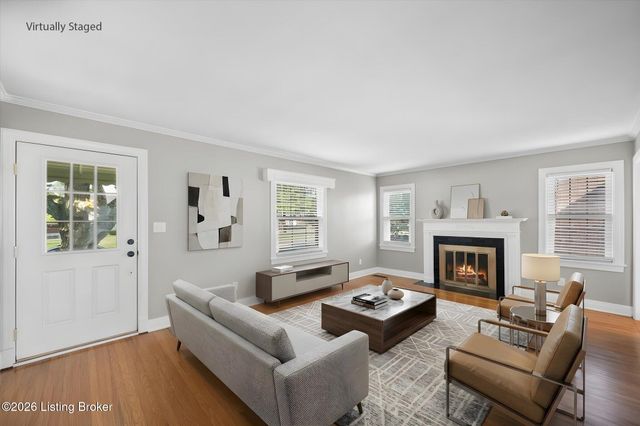 4502 Blenheim Rd, Louisville, KY 40207