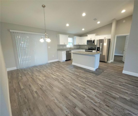 36 HEMLOCK RADIAL CIRCLE, Ocala, FL 34472
