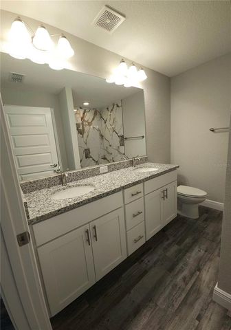 36 HEMLOCK RADIAL CIRCLE, Ocala, FL 34472