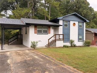 3589 Eisenhower Circle, Atlanta, GA 30354
