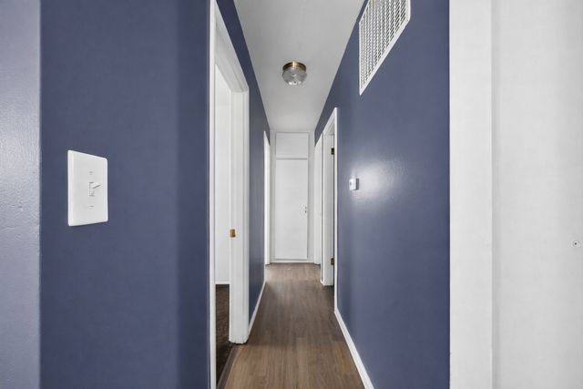 8 Kater Drive, Decatur, IL 62521