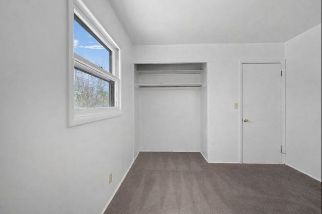 8 Kater Drive, Decatur, IL 62521