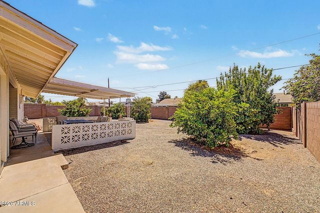 11025 W FLORIDA Avenue, Sun City, AZ 85351