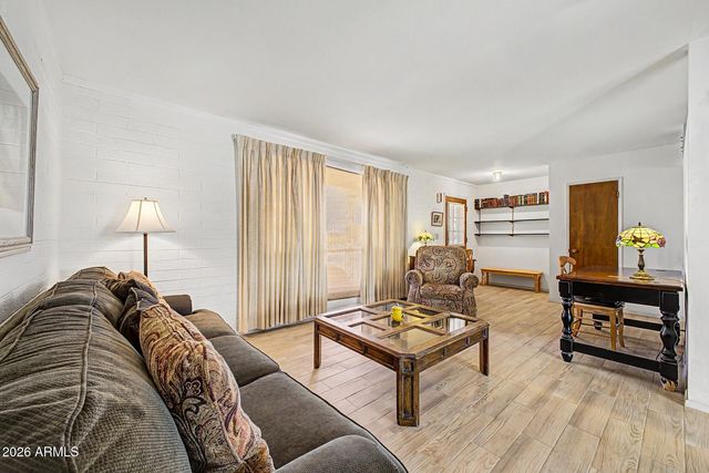 11025 W FLORIDA Avenue, Sun City, AZ 85351