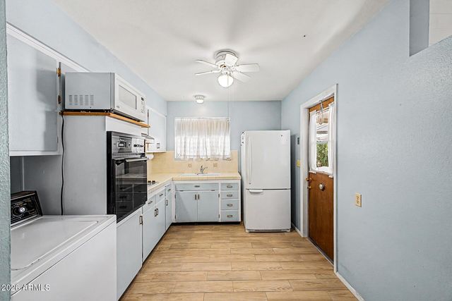 11025 W FLORIDA Avenue, Sun City, AZ 85351