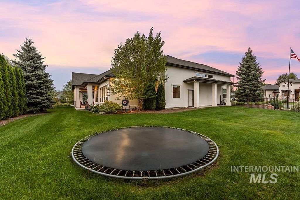 1552 W Windbreaker Ln, Eagle, ID 83616 photo 36