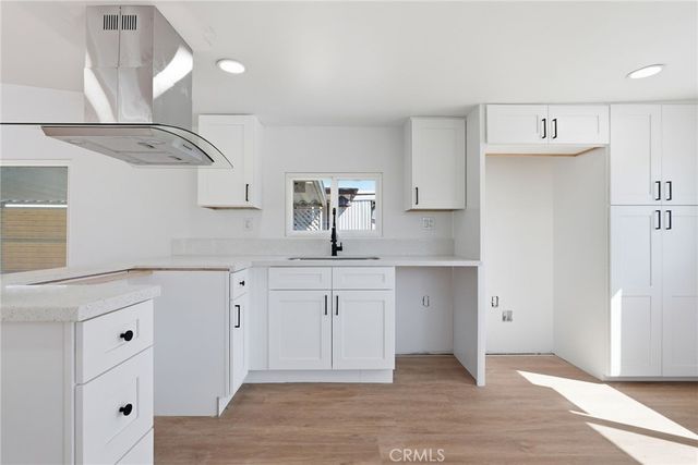 1660 Whittier Ave Spc 29 29, Costa Mesa, CA 92627
