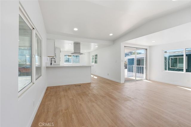 1660 Whittier Ave Spc 29 29, Costa Mesa, CA 92627