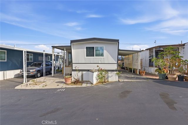 1660 Whittier Ave Spc 29 29, Costa Mesa, CA 92627