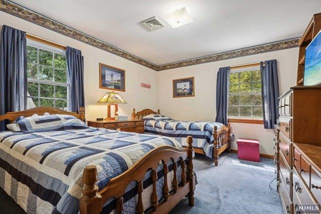 232 Carmita Avenue, Rutherford, NJ 07070