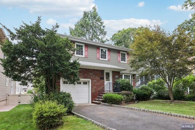 232 Carmita Avenue, Rutherford, NJ 07070