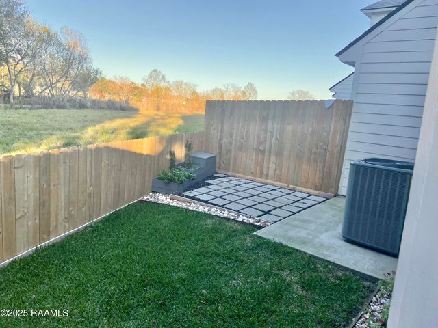 8552 Cat Road A, Maurice, LA 70555
