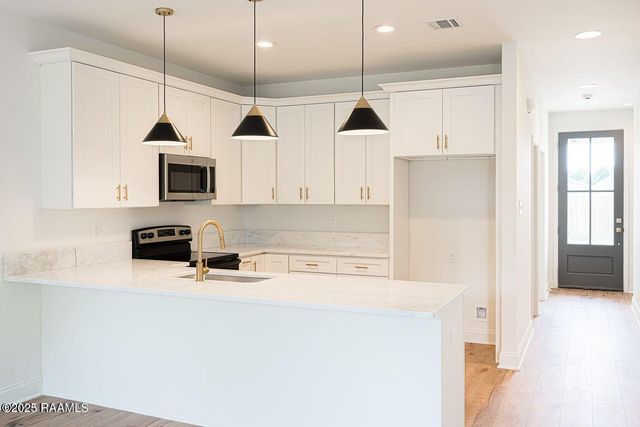 8552 Cat Road A, Maurice, LA 70555