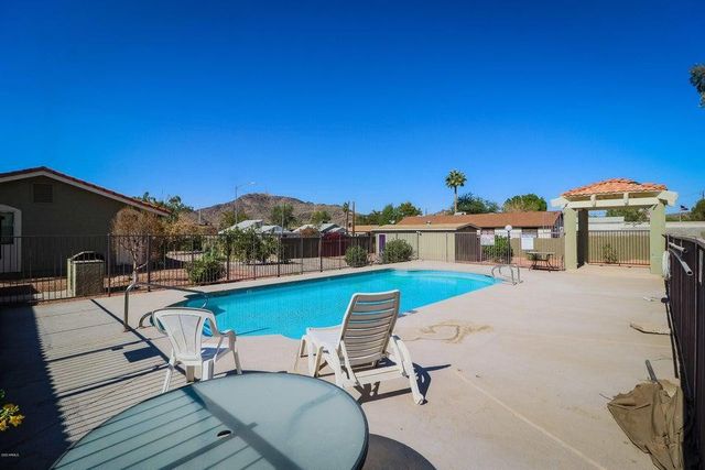 1336 E MOUNTAIN VIEW Road 105, Phoenix, AZ 85020