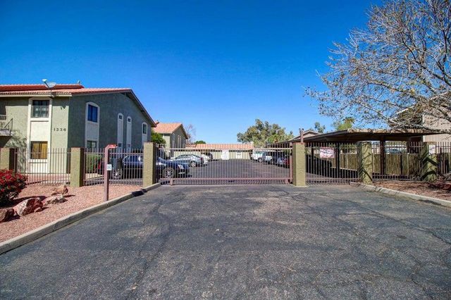 1336 E MOUNTAIN VIEW Road 105, Phoenix, AZ 85020