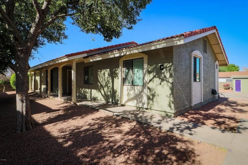1336 E MOUNTAIN VIEW Road 105, Phoenix, AZ 85020