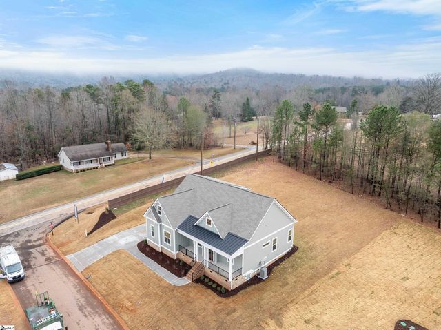 3 Halowell Lane, Travelers Rest, SC 29690