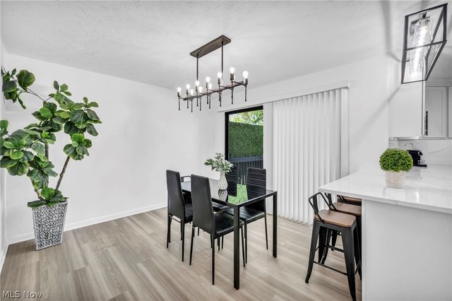 3741 Woodridge Road, Cleveland Heights, OH 44121