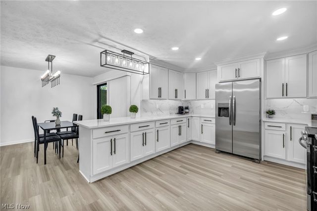 3741 Woodridge Road, Cleveland Heights, OH 44121