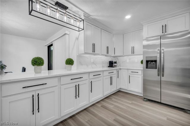 3741 Woodridge Road, Cleveland Heights, OH 44121