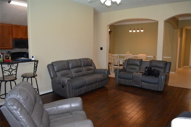 1926 Lingard Park Court, Houston, TX 77047