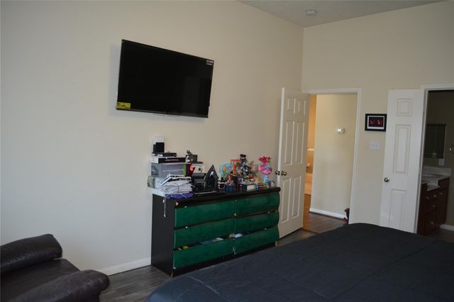 1926 Lingard Park Court, Houston, TX 77047