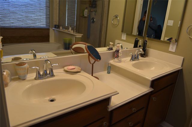 1926 Lingard Park Court, Houston, TX 77047