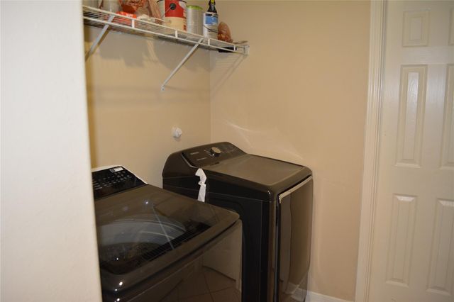 1926 Lingard Park Court, Houston, TX 77047