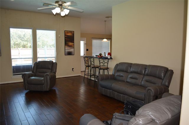 1926 Lingard Park Court, Houston, TX 77047