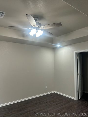 1211 Four Seasons Drive, Durant, OK 74701