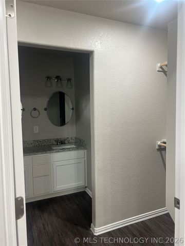 1211 Four Seasons Drive, Durant, OK 74701