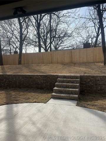 1211 Four Seasons Drive, Durant, OK 74701