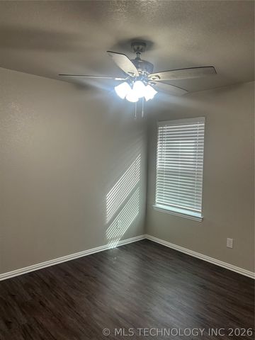 1211 Four Seasons Drive, Durant, OK 74701