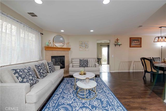 9427 Lemona Avenue 20, North Hills, CA 91343