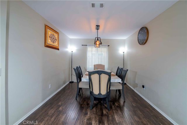 9427 Lemona Avenue 20, North Hills, CA 91343