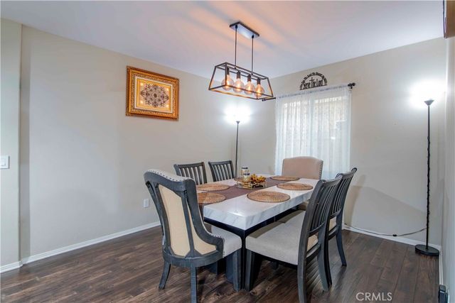 9427 Lemona Avenue 20, North Hills, CA 91343