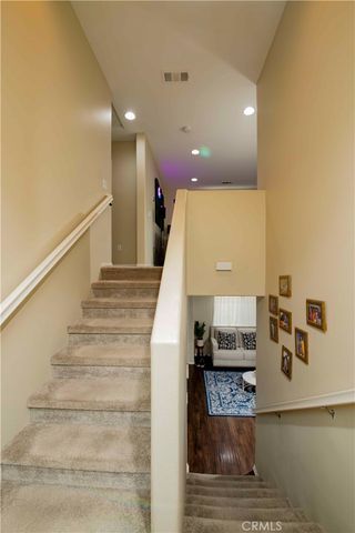 9427 Lemona Avenue 20, North Hills, CA 91343