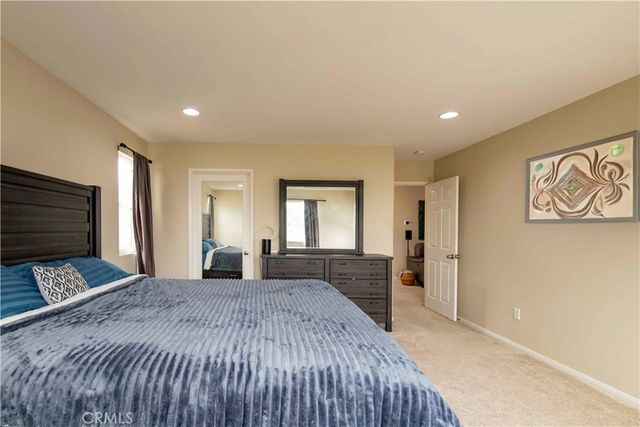 9427 Lemona Avenue 20, North Hills, CA 91343