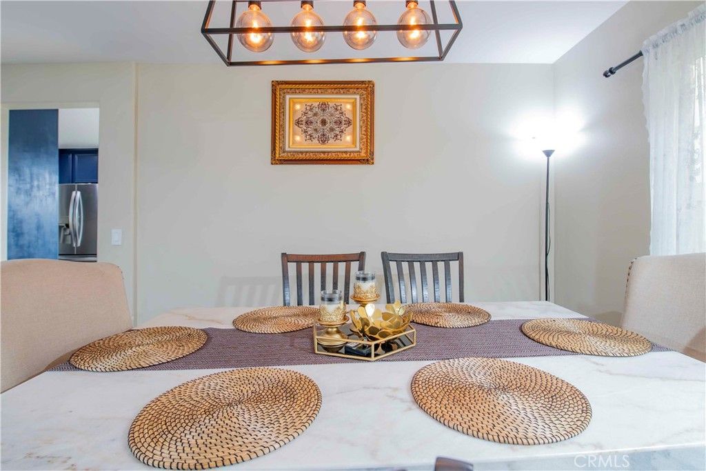 Image 15 of property listing at 9427 Lemona Avenue 20, Northridge, CA 91343