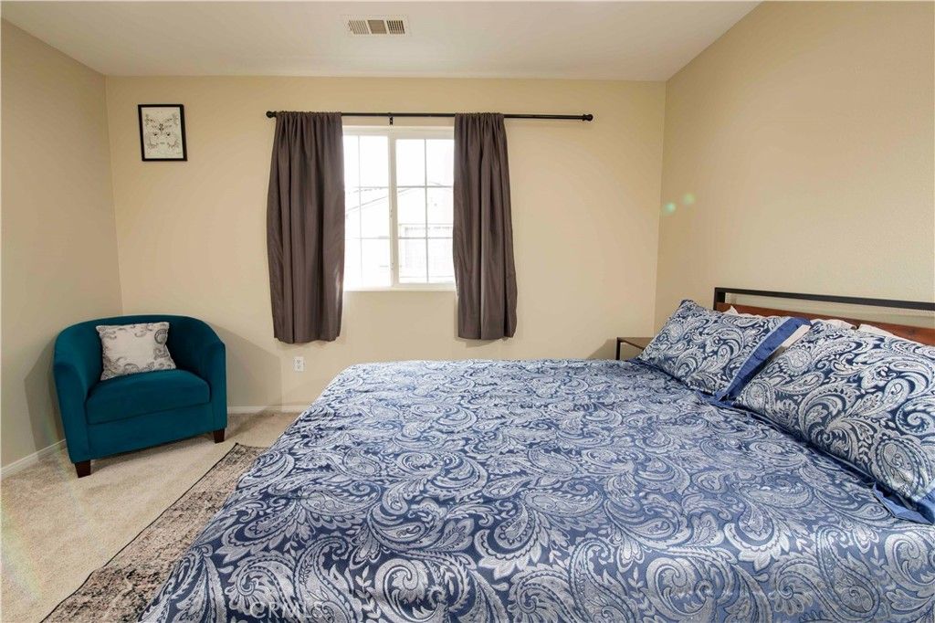 Image 43 of property listing at 9427 Lemona Avenue 20, Northridge, CA 91343