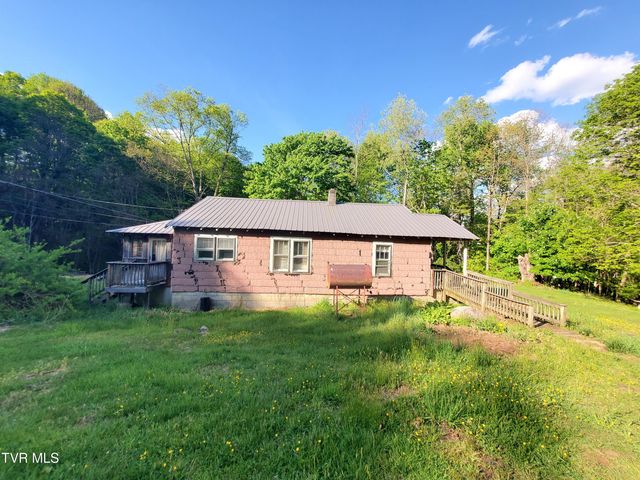 190 Big Cove Creek Road, Roan Mountain, TN 37687
