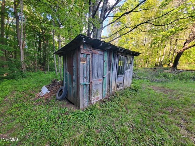 190 Big Cove Creek Road, Roan Mountain, TN 37687