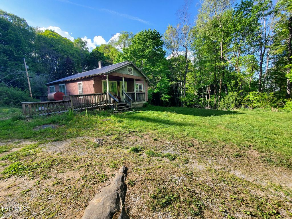 190 Big Cove Creek Road, Roan Mountain, TN 37687