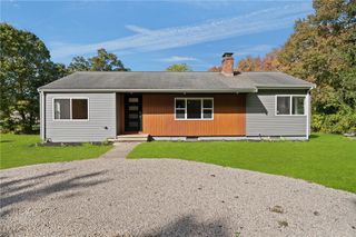 20 Maple Court, Hopkinton, RI 02804