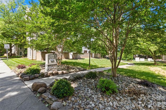 244 S Cedar Street 3, Charlotte, NC 28202