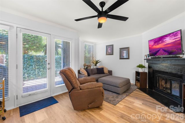 244 S Cedar Street 3, Charlotte, NC 28202