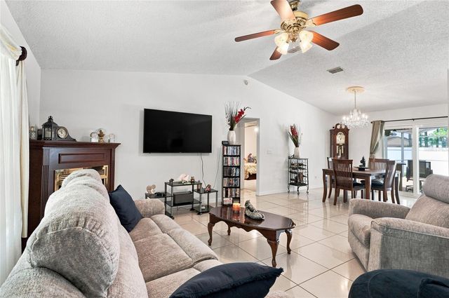 133 REBECCA DRIVE NE, Winter Haven, FL 33881