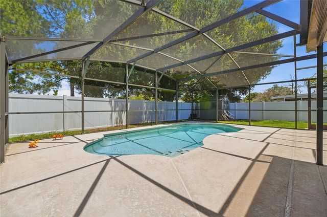 133 REBECCA DRIVE NE, Winter Haven, FL 33881