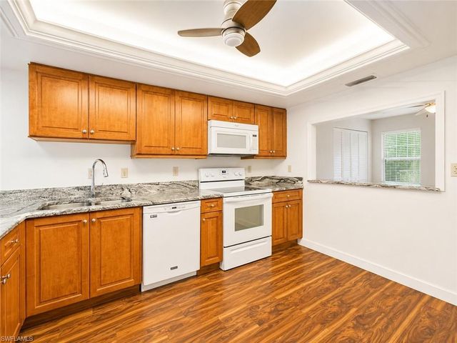 6979 Winkler RD 317, Fort Myers, FL 33919